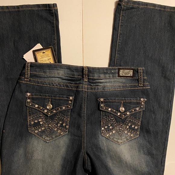 New Earl Jones Women Size 8 wide leg jeans - Picture 2 of 6